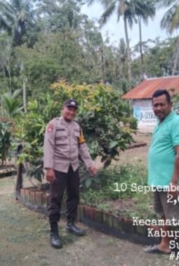 Pekarangan Produktif Untuk Penopang Ketahanan Pangan, Oleh Aipda Purnomo ,Ajak Warga Desa Banyu Urip Kec. Tanjung Lago Dukung P2B